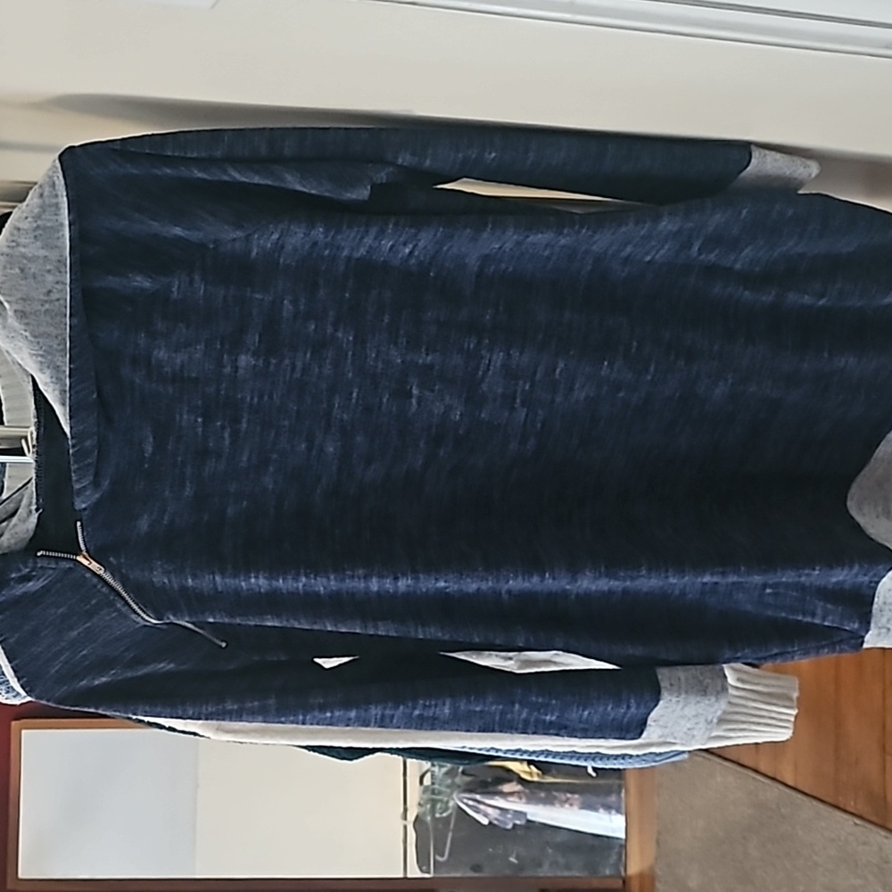 Blue and gray soft sweatshirt